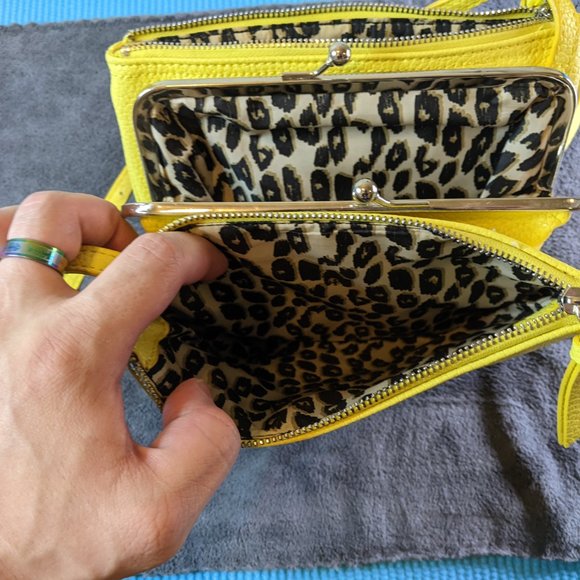 Nine West Neon Yellow Pebbled crossbody Bag - Picture 5 of 9